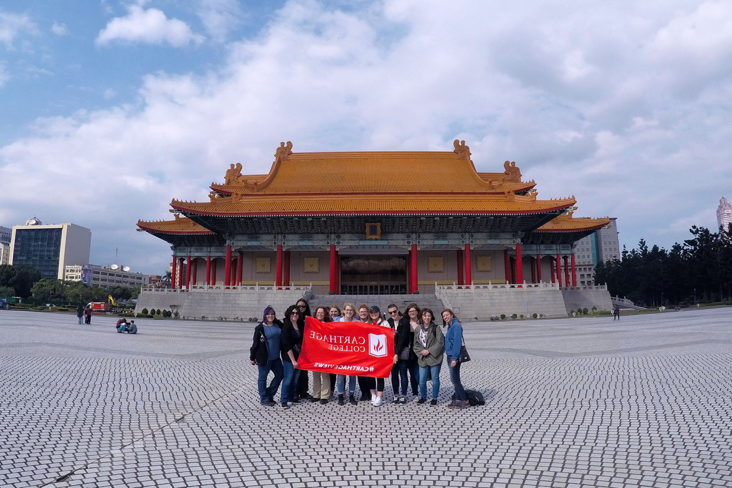<a href='http://pw.ngskmc-eis.net/'>全球十大赌钱排行app</a>的学生在中国学习.
